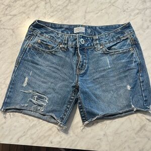 Aeropostale Longer Jean Shorts sz 7/8 Like New. Slouchy Baggy